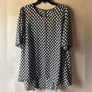 Vince Camuto Black and White Polka Dot Blouse. Size L.